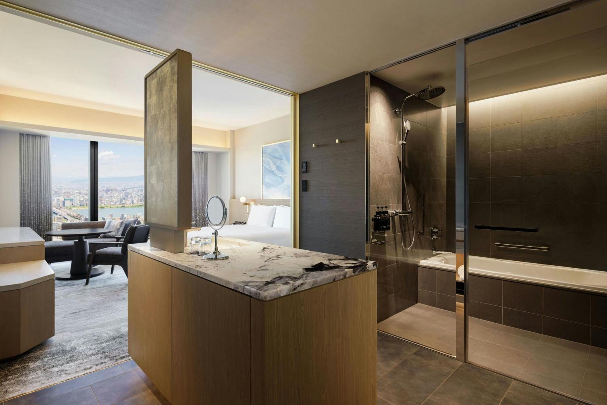 The Osaka Station Hotel, Autograph Collection 외부 사진